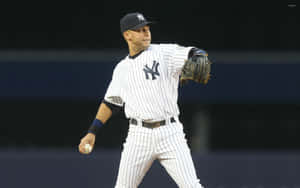 Derek Jeter Preparing To Throw Wallpaper