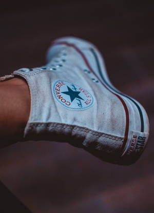 Dirty White Converse Wallpaper