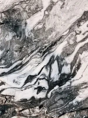 Distinct Fluid Black And White Marble Wallpaper