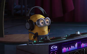 Dj Minion Desktop Wallpaper