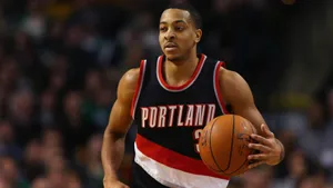 Dribbling Cj Mccollum In Close-up Wallpaper