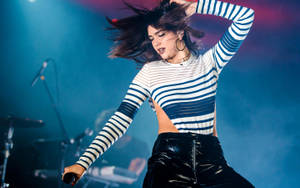 Dua Lipa Dancing Wallpaper