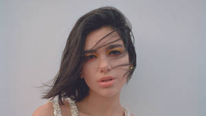 Dua Lipa Fancy Makeup Wallpaper