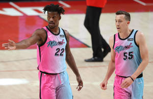 Duncan Robinson In Pink Blue Jersey Wallpaper