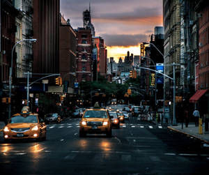 Early Morning On A Busy New York Street Wallpaper