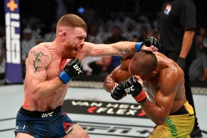 Edson Barboza Evading Punch Wallpaper