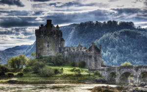 Eilean Donan Castle, Scotland Wallpaper