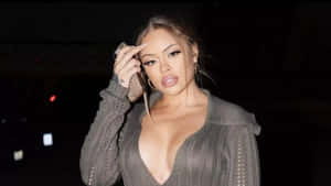 Elegant Celebrity Night Out Wallpaper