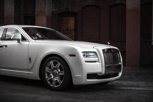 Elegant Sophistication - White Rolls-royce Ghost Luxury Car Wallpaper