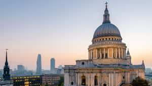 Elegant St. Paul's Cathedral Sunset View Wallpaper