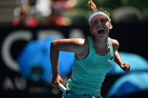 Elise Mertens Overjoyed Wallpaper