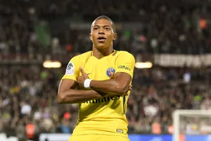Emirates Kylian Mbappe Wallpaper