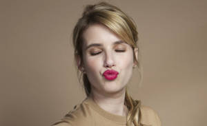 Emma Roberts Kissing Face Wallpaper