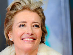 Emma Thompson's Enchanting Smile Wallpaper