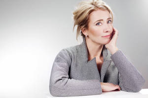 Emma Thompson With A Radiant Smile Wallpaper