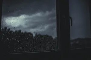 Enjoy A Beautiful Day While Appreciating The Calming Rain Wallpaper