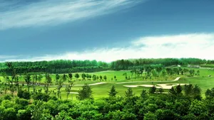 Enjoy A Round Of Golf At The Iconic Augusta National Golf Course Wallpaper