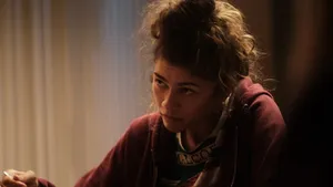 Enjoy The Thrill Of Euphoria Season 2 Wallpaper