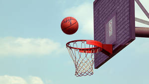 Enjoy The Thrills Of Best Basketball Wallpaper