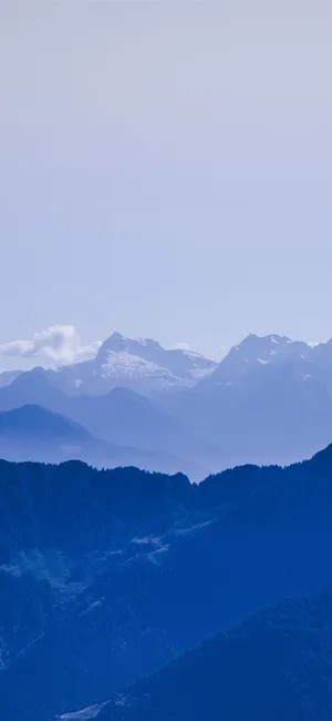 Enjoy The Vibrant Colors Of The Gradient Iphone Wallpaper