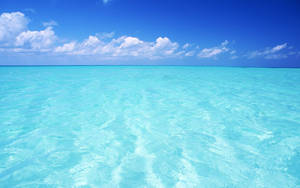 Enjoy Unmatched Serenity At The Beautiful Maldives Beach Wallpaper