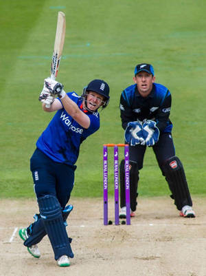Eoin Morgan In Field Wallpaper