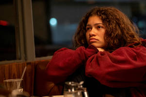 Euphoria Hbo Rue Red Sweater Wallpaper