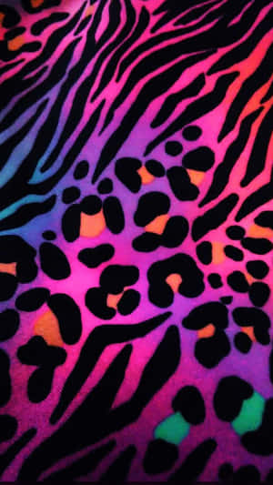 Explore Your Wild Side With Glitter Leopard's Bold And Eye-catching Fashion. Wallpaper