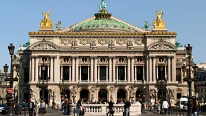 Exterior Of Paris Opera House Wallpaper