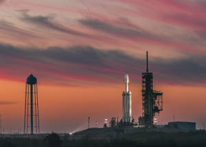 Falcon Heavy Rocket By Spacex Wallpaper