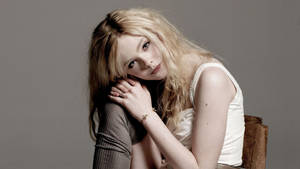 Famous Elle Fanning Wallpaper