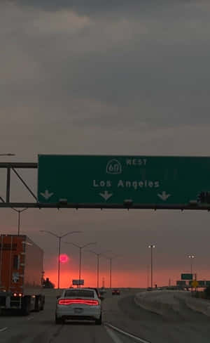 Feel The Excitement Of Miami! Wallpaper