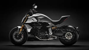 Feel The Power Of The 2019 Ducati Diavel 1260. Wallpaper