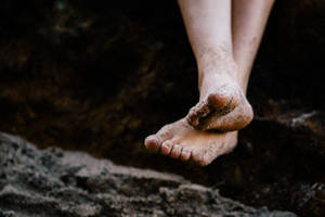 Feet Covered In Light Dust Wallpaper