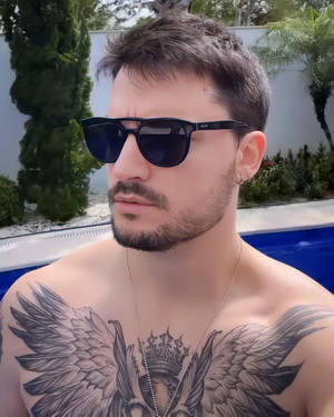Felipe Neto Chest Tattoo Wallpaper