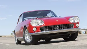 Ferrari 330 Gtc Sports Car Wallpaper