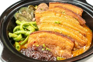 Filipino Stew With Thick Peanut Sauce Kare-kare Wallpaper