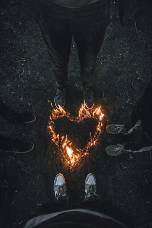 Fire Pfp Burning Heart Black Emo Wallpaper