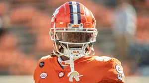 Focus Look Of Travis Etienne Wallpaper