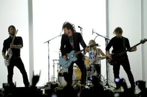 Foo Fighters Live Performance Silhouette Wallpaper