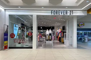 Forever 21 Boutique Wallpaper