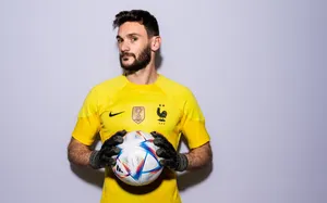 Formal Photoshoot Hugo Lloris Wallpaper