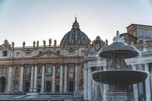 Fountain In Vatican City Wallpaper