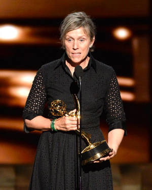 Frances Mcdormand In 67th Primetime Emmy Awards Wallpaper