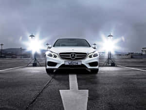 Front View Of A Mercedes Benz Clase E Wallpaper