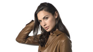 Gal Gadot In Leather Jacket Wallpaper