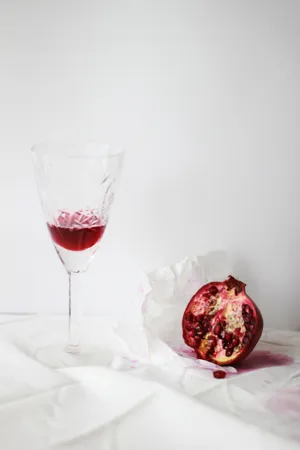 Garnet Fruit Juice Wallpaper
