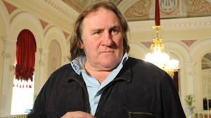 Gérard Depardieu In Fancy Building Wallpaper