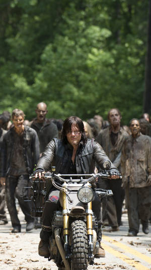 Get Ready For The Zombie Apocalypse With Daryl Dixon From The Walking Dead Wallpaper