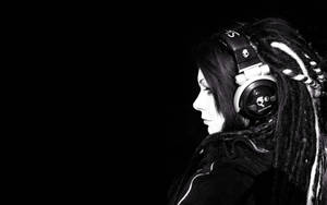 Girl With Headset Black Mac Wallpaper